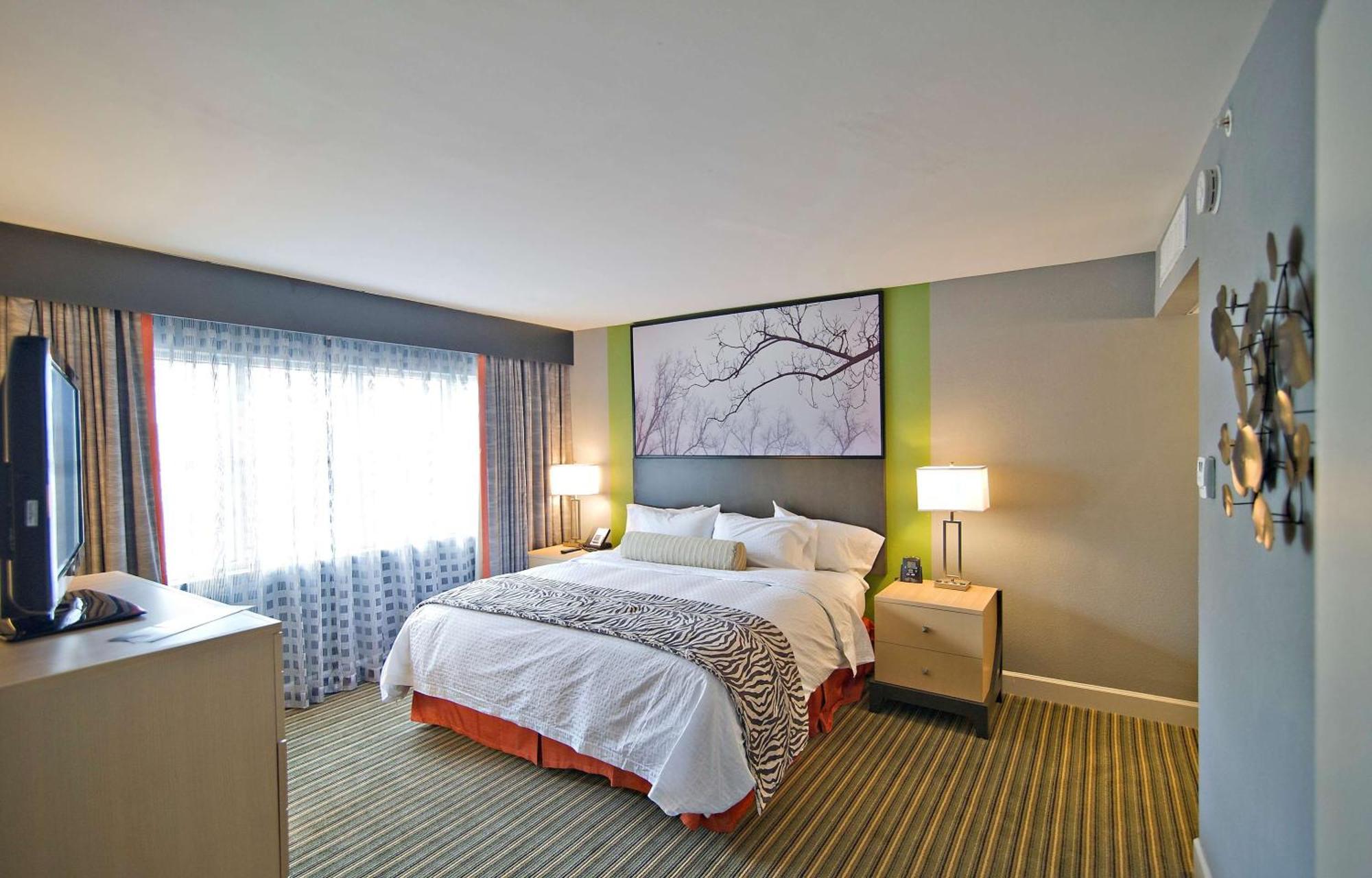 Doubletree By Hilton South Hotel 4*