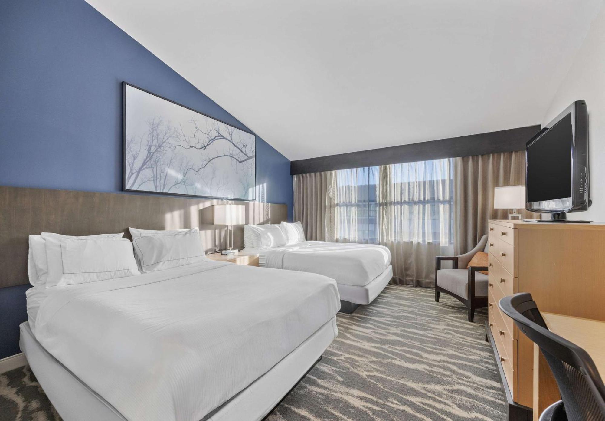 Hotel Doubletree By Hilton South 4*