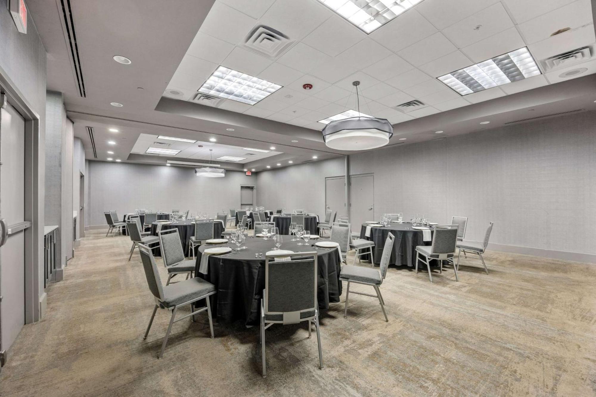 Doubletree By Hilton South 4*