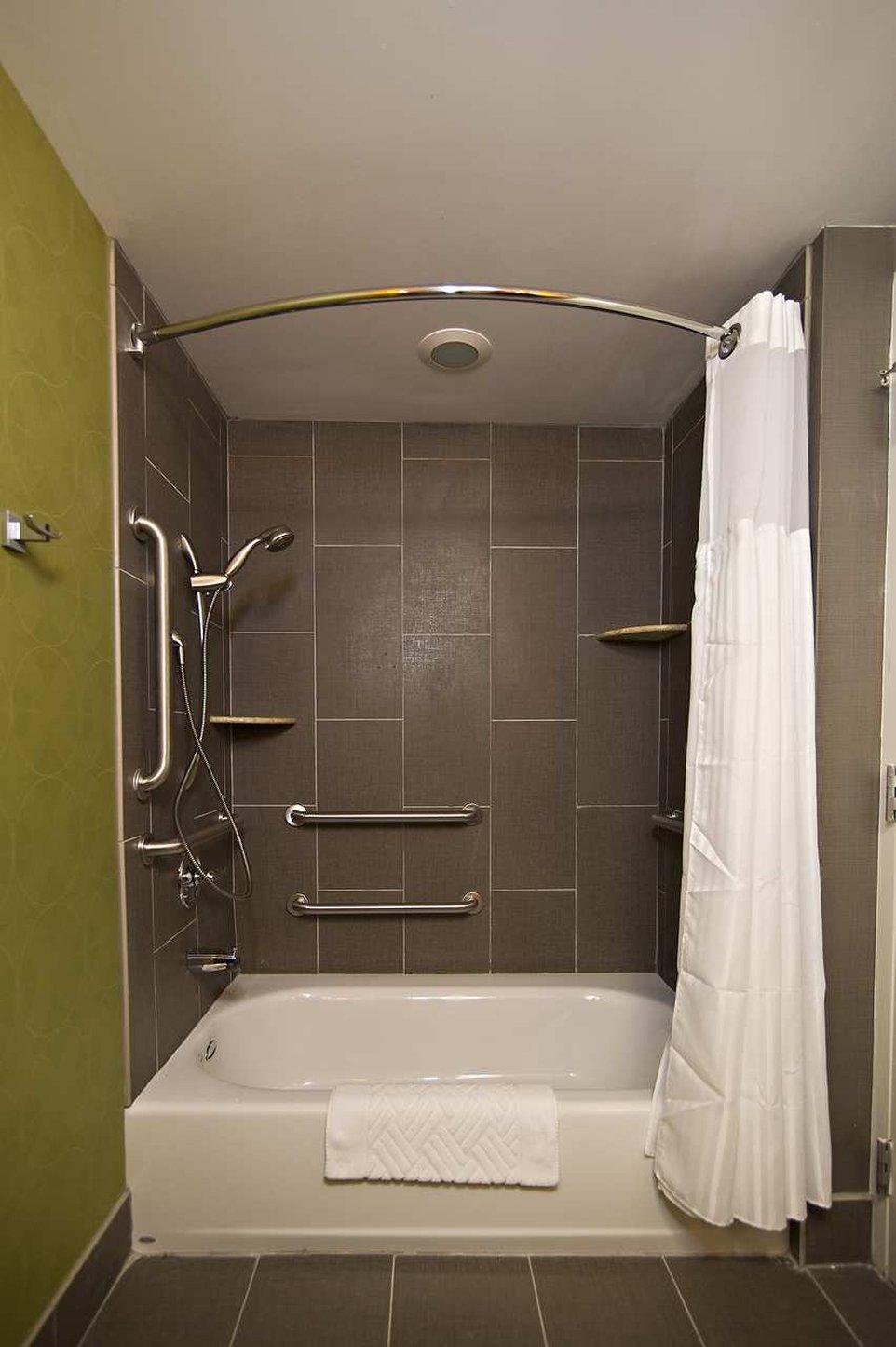 Doubletree By Hilton South Hotel